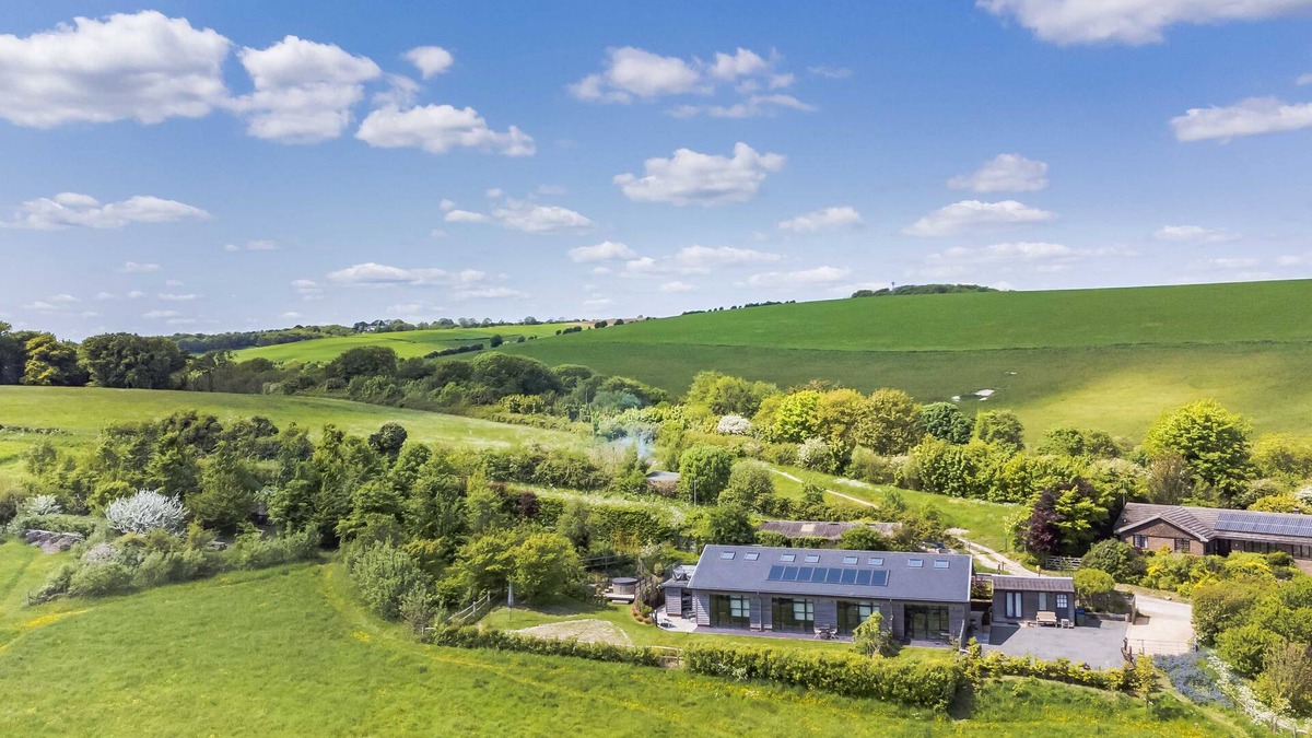 Lewes House | The Grain Store Lewes - luxury eco conversion with hot tub and stunning views
