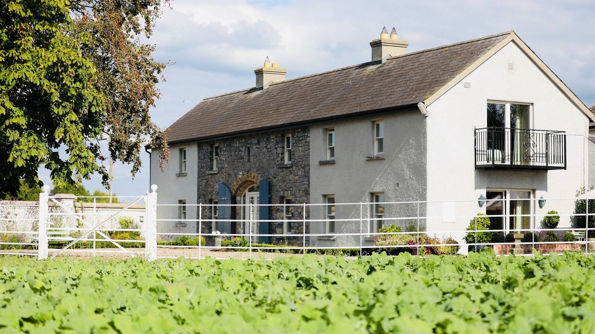 North Tipperary House | The Granary, 18th Century Luxuriously Restored Barn in the Heart of Tipperary