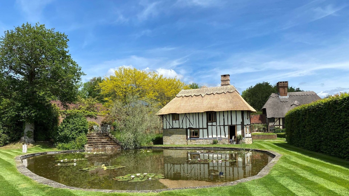 Crowborough Cottage | The Granary at Coes Vineyard, Rotherfield