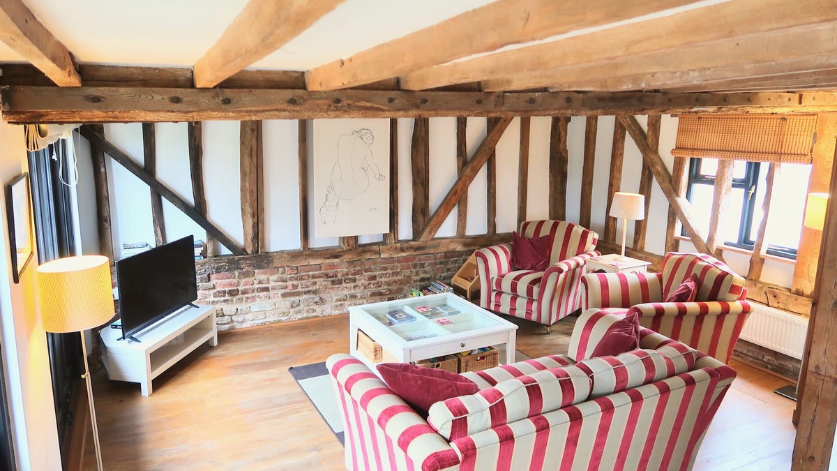 Woodbridge House | The Granary at Partridge Lodge