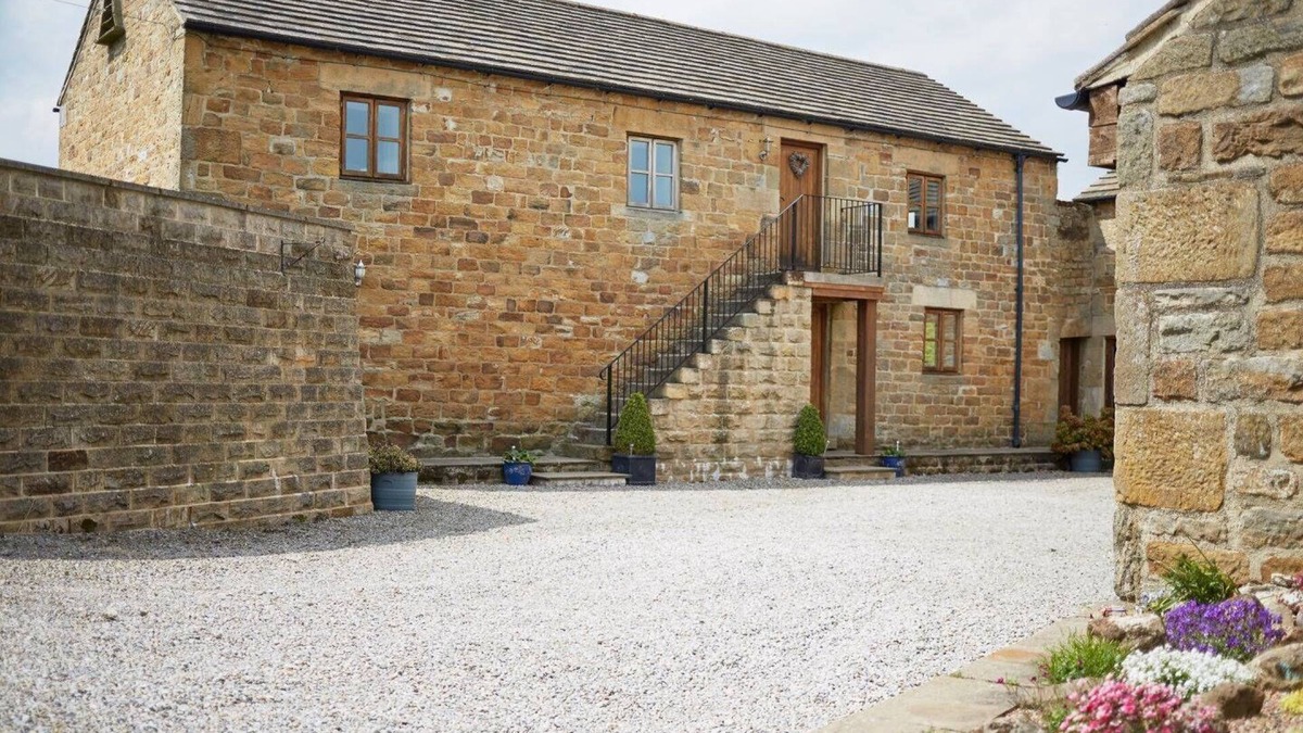Lofthouse Apartment | The Granary @ Dallow Hall Barns