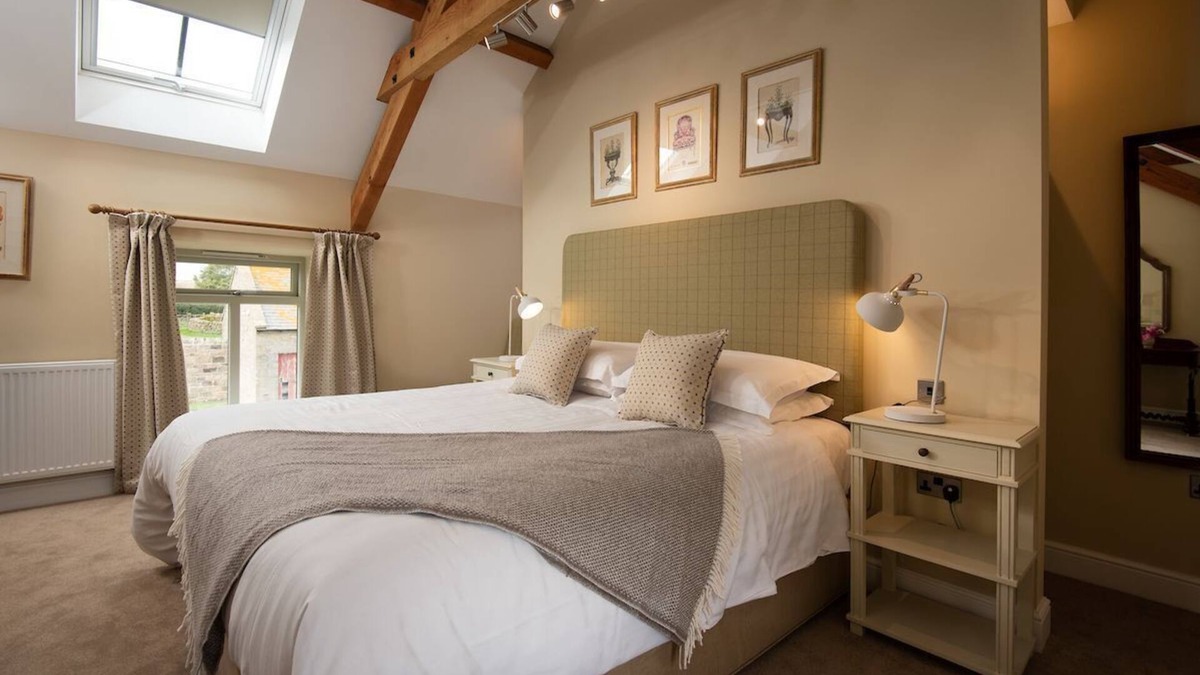 Matfen Cottage | THE GRANARY - Dog friendly cottage sleeping 4 near Hadrian's Wall and Corbridge