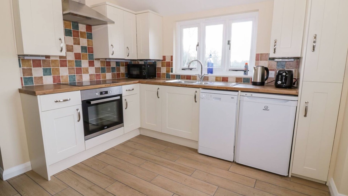 Wickham St Paul Cottage | The Granary