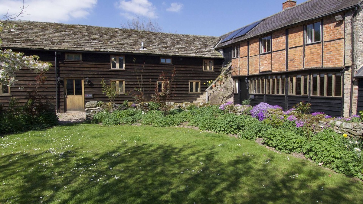 Westbrook Court Cottage | THE GRANARY, pet friendly, character holiday cottage in Eardisley