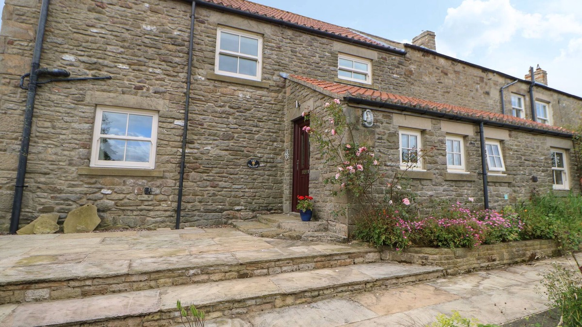 North Bitchburn Cottage | THE GRANARY, pet friendly, character holiday cottage in Lanchester