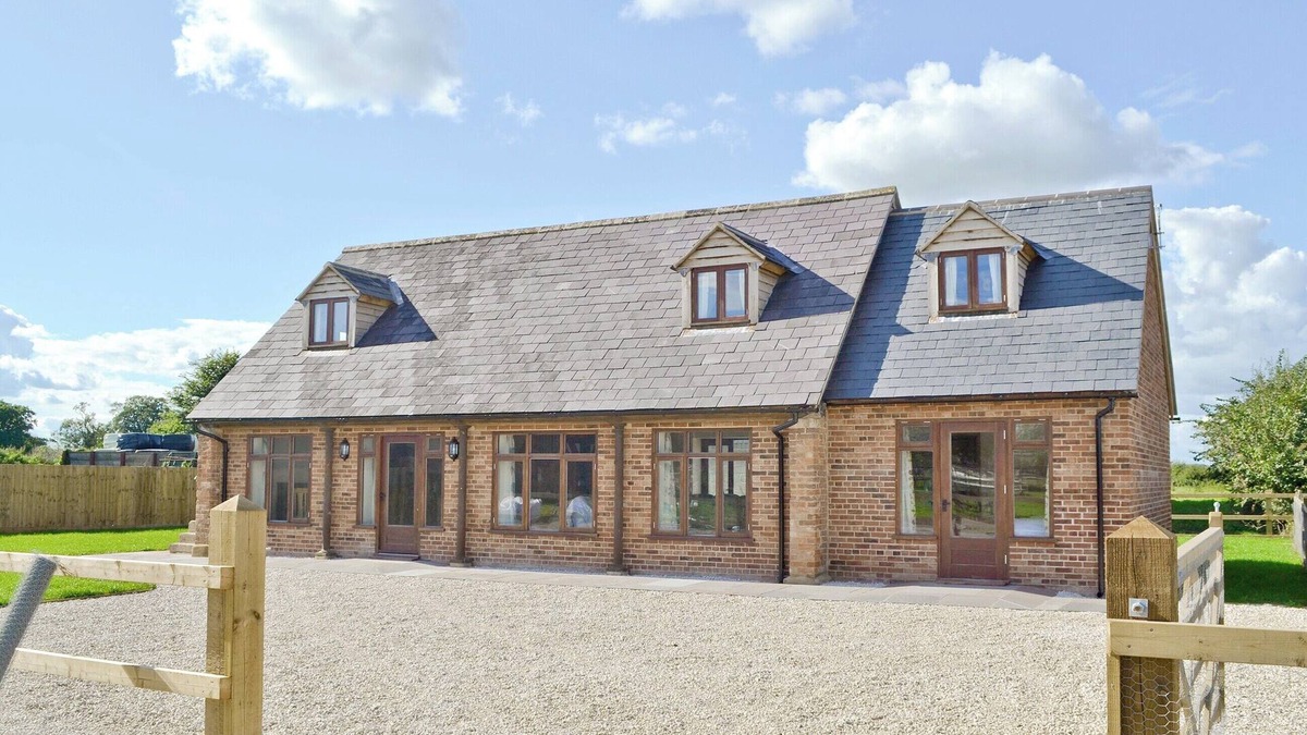 Chippenham Cottage | The Granary - W43949