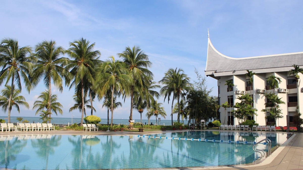 Si Rusa Hotel | The Grand Beach Resort Port Dickson
