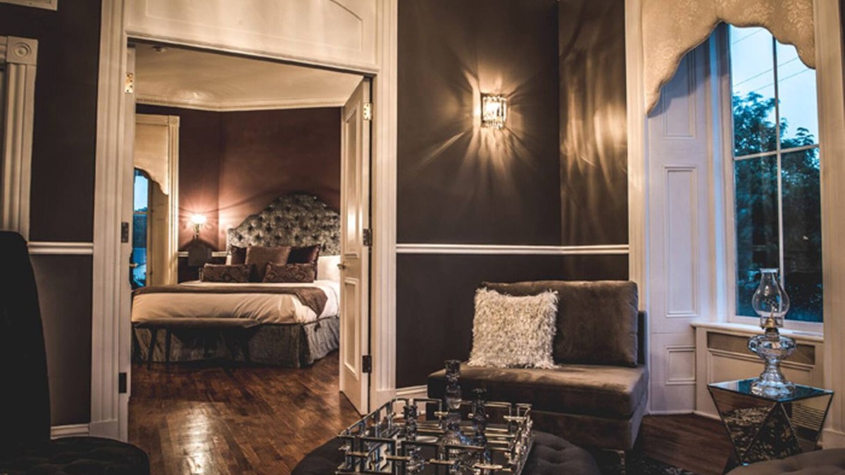 Carleton Place Hotel | The Grand Hotel