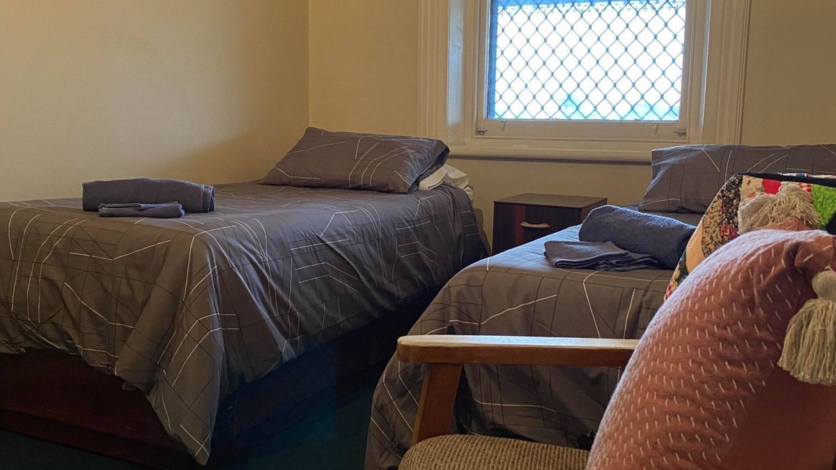 Mount Muirhead Hotel | The Grand Hotel - Room 1