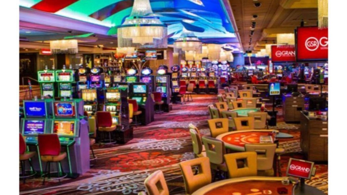 Reno House | The Grand Queen of Reno