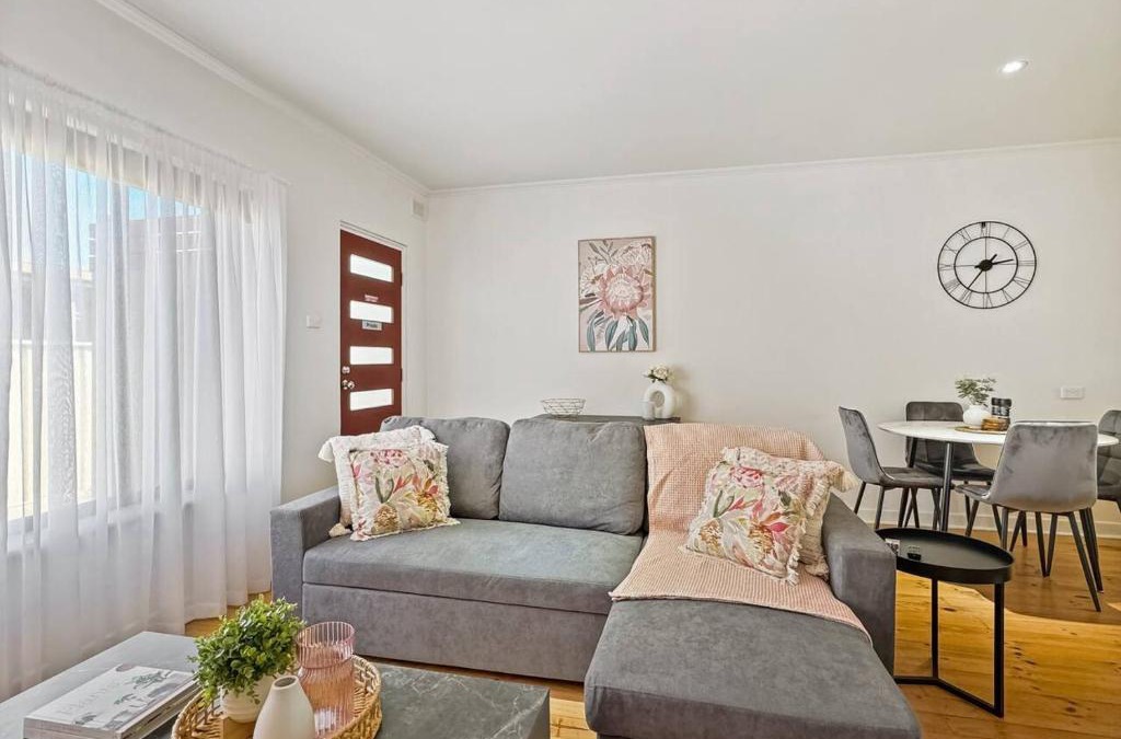 Grange Apartment | 'The Grange' Coastal Charm near Henley Beach