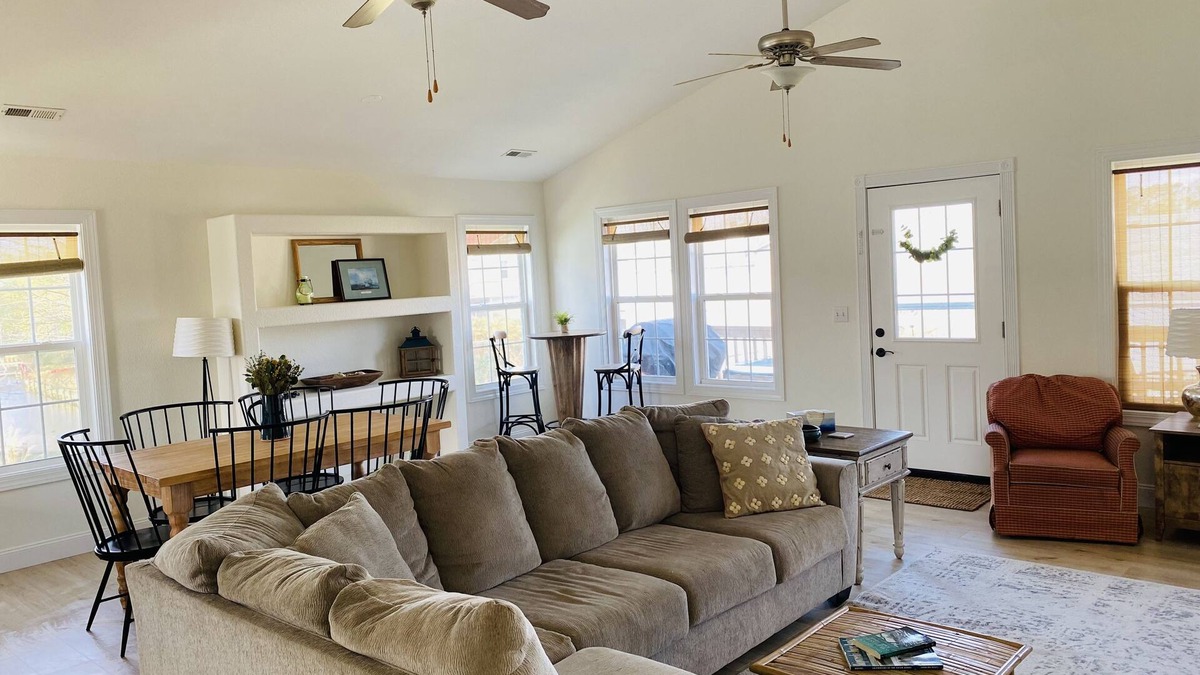 Colington Harbour House | The Grant Atlantic
