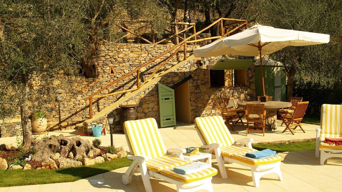 Garlenda House | The GRAPEFRUIT HOUSE, an old mill of the 19th century, near Alassio and Albenga.