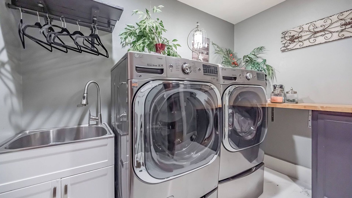 Monroe Bed & Breakfast | The Grayson Extended Stays Family & Pet-Friendly