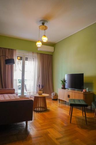 Platia Viktorias Apartment | The Green Apartment Athens