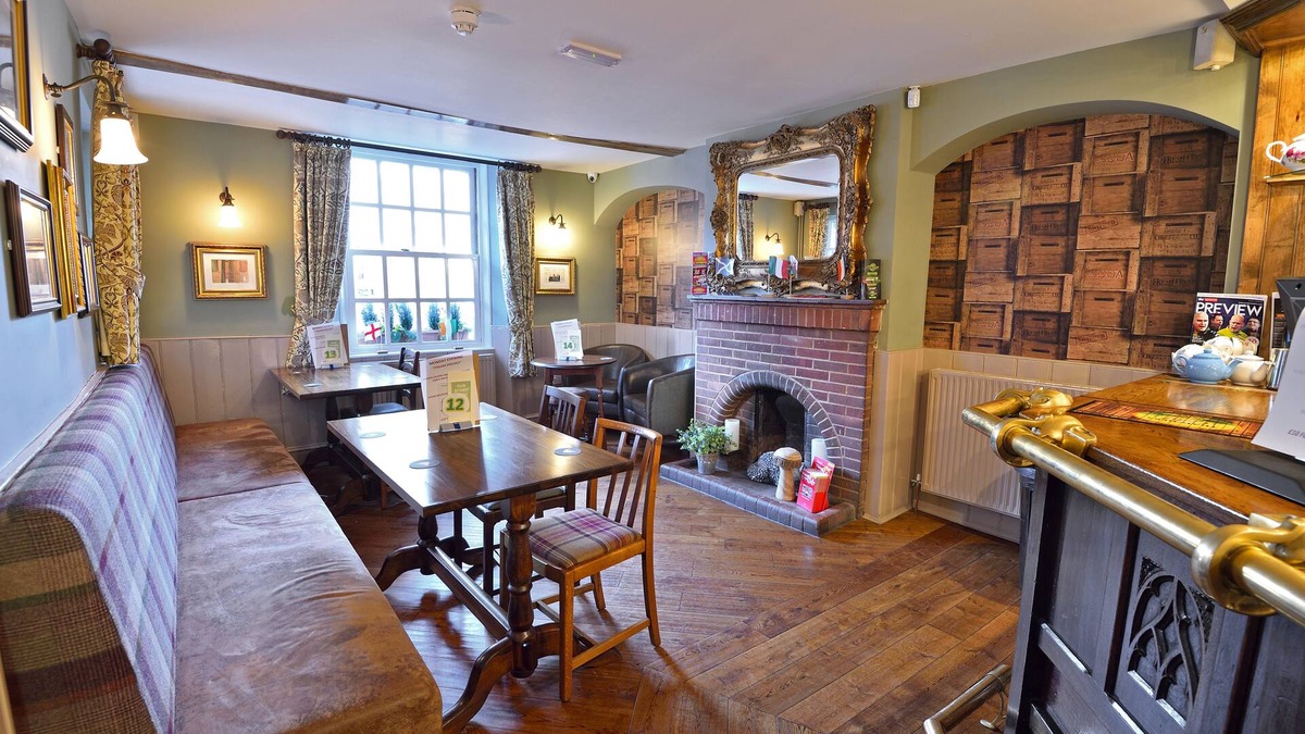 Wellington Hotel | The Green Dragon