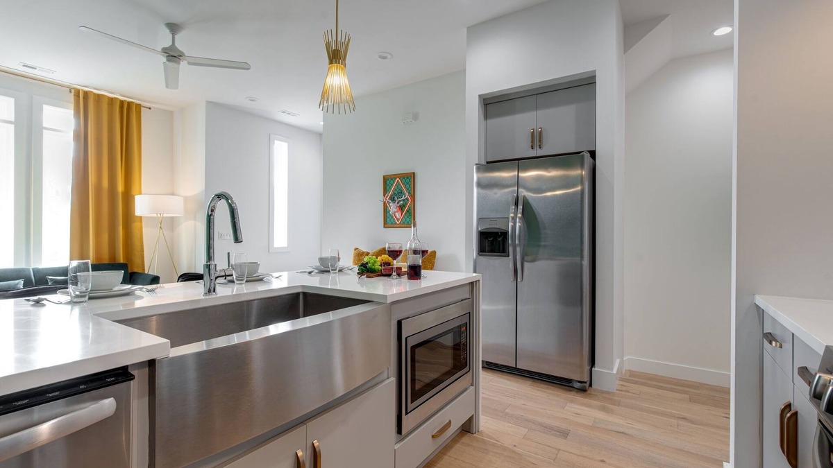 North Nashville House | The Green Room - Minutes to Broadway