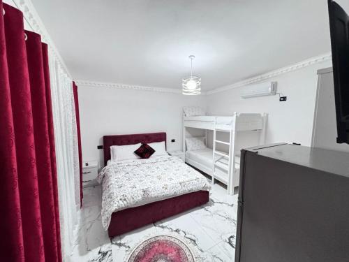 Ishem House | The Grey Cottage