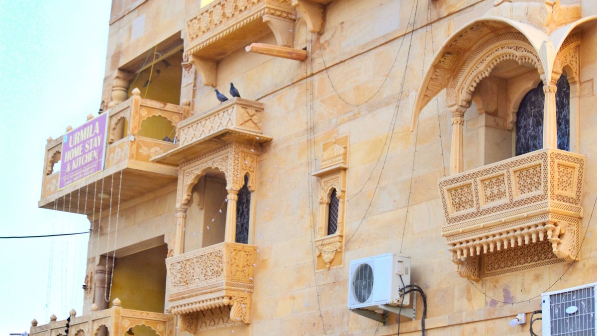 Jaisalmer House | The Guest House Build with Old Architecture of Jaisalmer.nFor Families