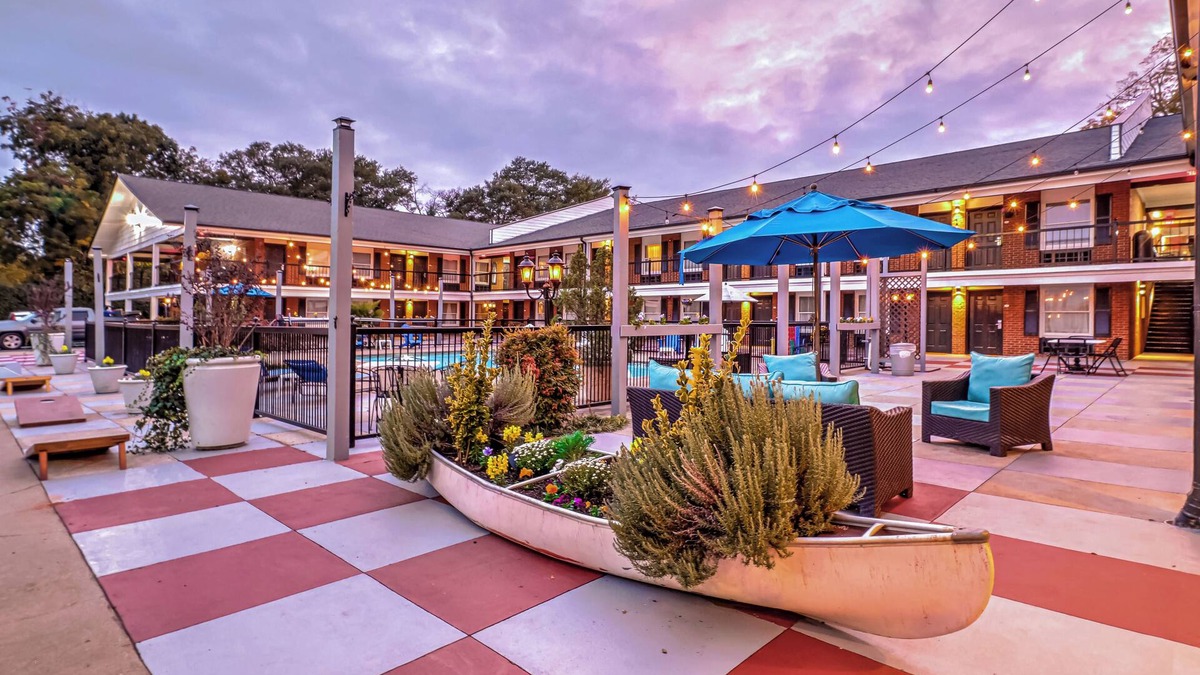 Gainesville Hotel | The Guest Lodge Gainesville