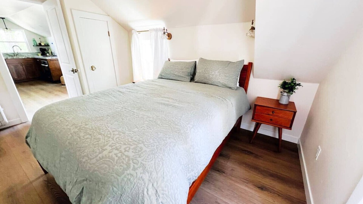 Reno Other | The Guesthouse - Pool, Hot Tub & Near Casinos