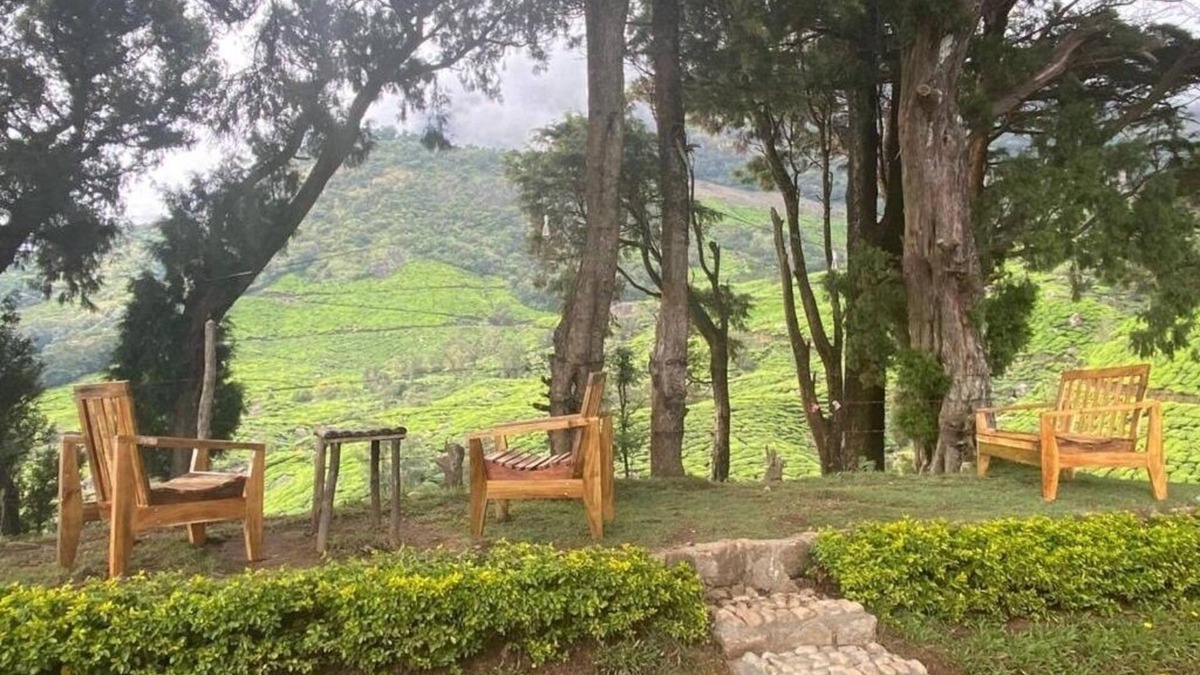 Suryanelli Villa | The Gundumalai Bungalow, Munnar Villa