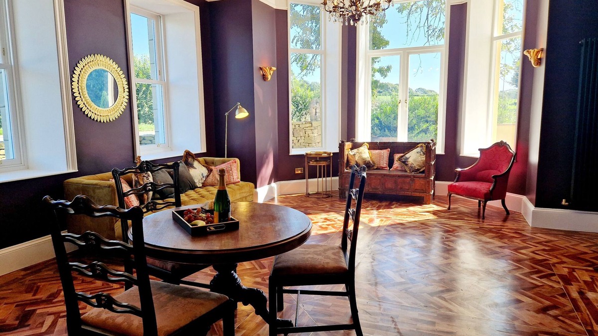 Knott End-on-Sea Apartment | The Hamilton Luxury Let - The Duke with Hot Tub
