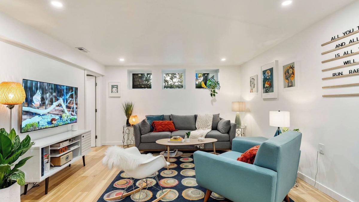 Sellwood-Moreland House | The Happy Place - 2BD Sellwood Creative Retreat