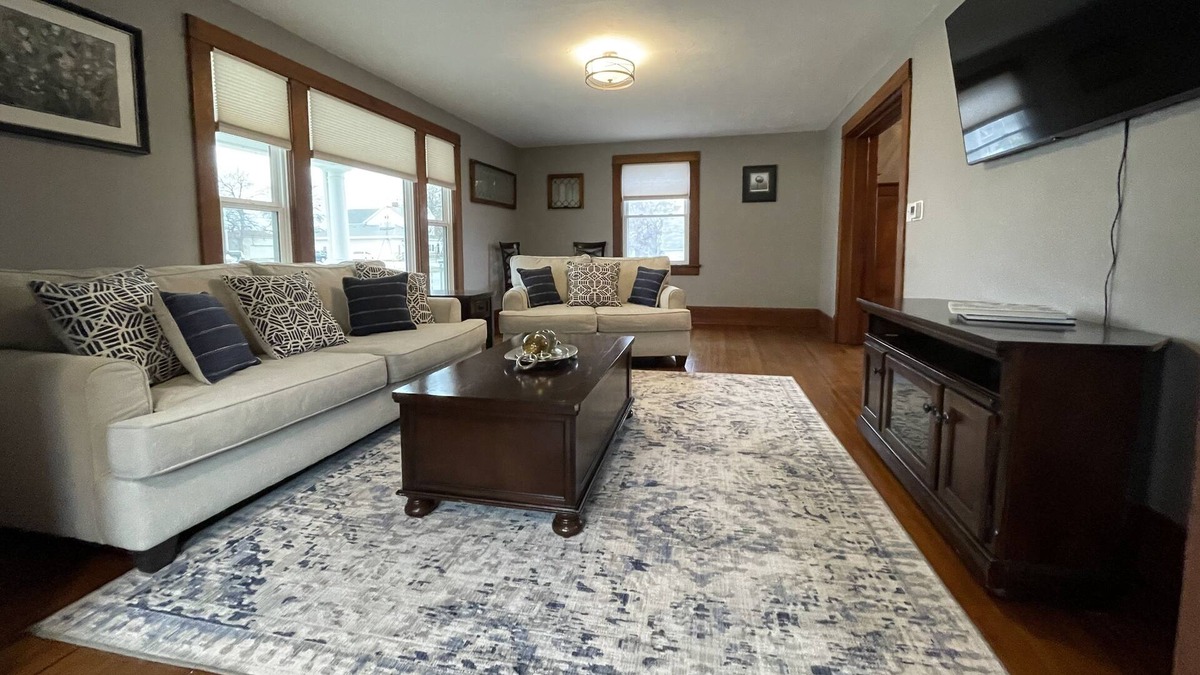 Syracuse House | The Harms House