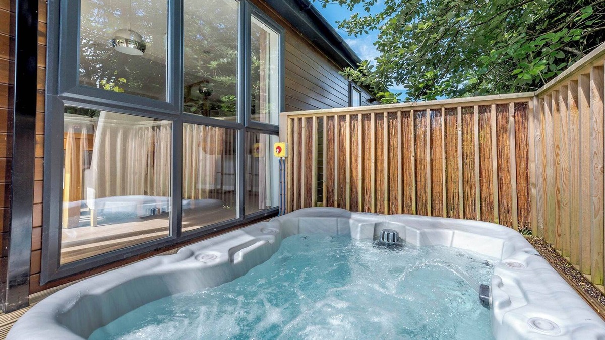 Narberth Ski Chalet | The Harrington Lodge