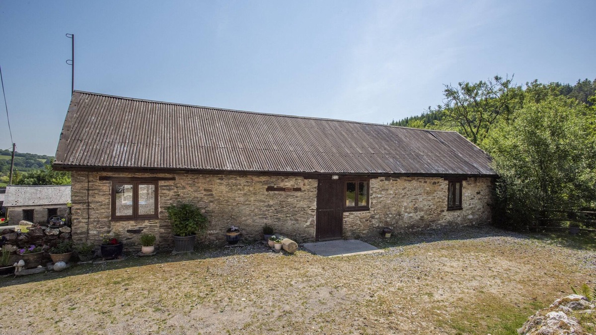 Brushford Cottage | The Hay Barn near Brendon Hills