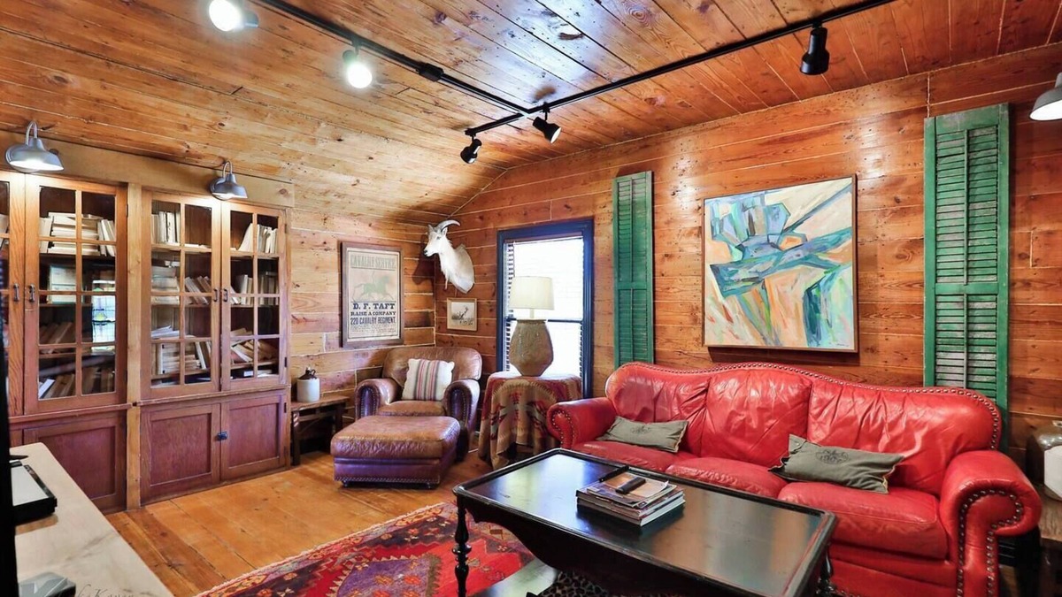 Sayles Blvd. Area House | The Hayloft - A Sayles Ranch Home