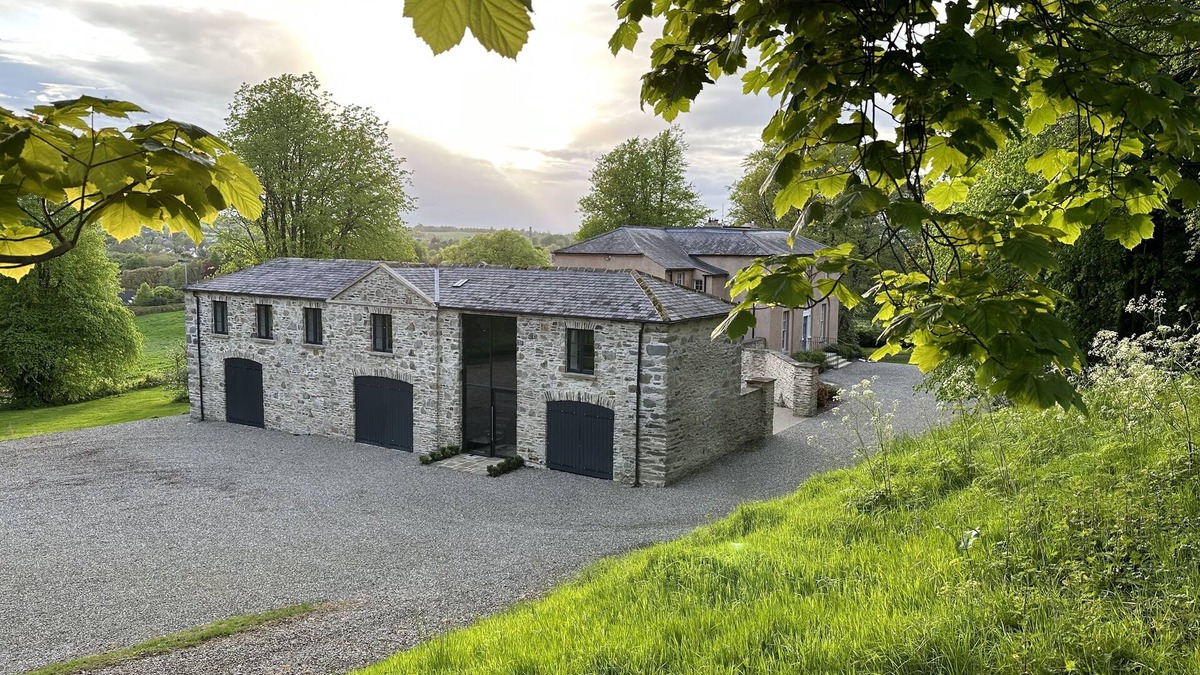 Sion Mills House | The Hayloft
