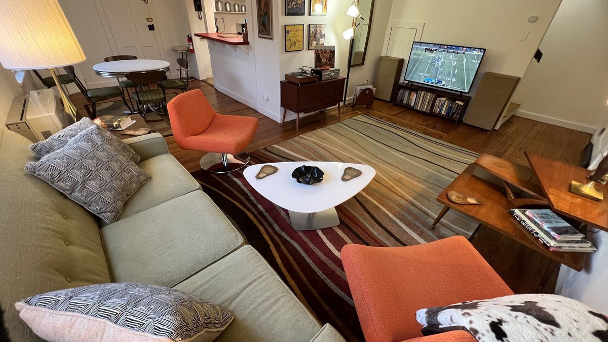 Phoenicia House | The Heart of Phoenicia. Serene. Cozy. Close to all.
