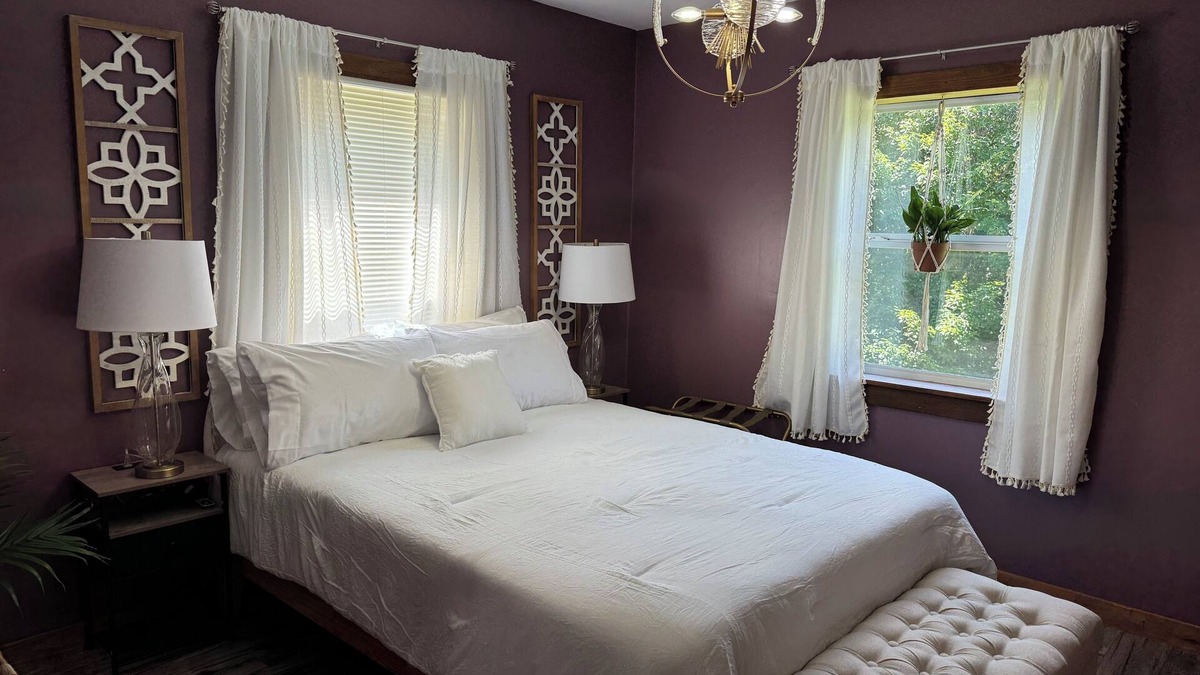 Oakland Apartment | The heart of the Belgrade Lakes