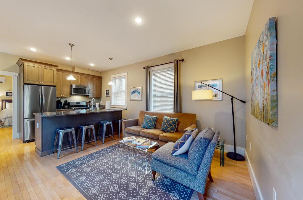 West End Apartment | The Heart of the West End #3