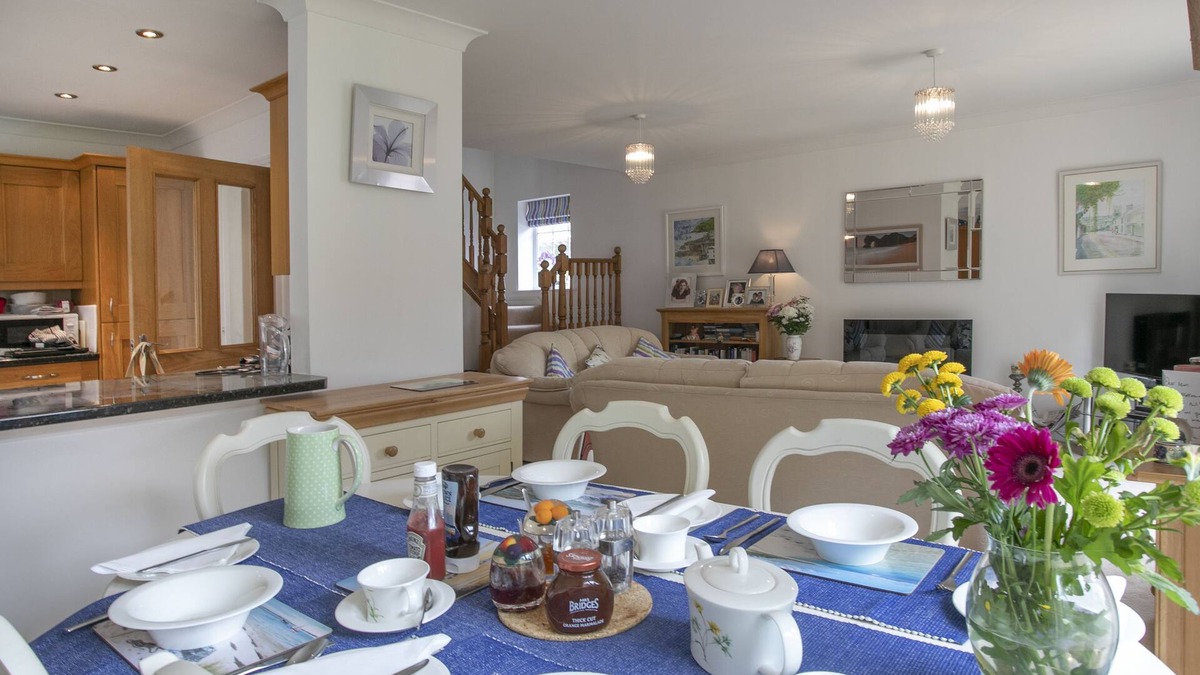 Walkford Bed & Breakfast | The Heather's Bed and Breakfast
