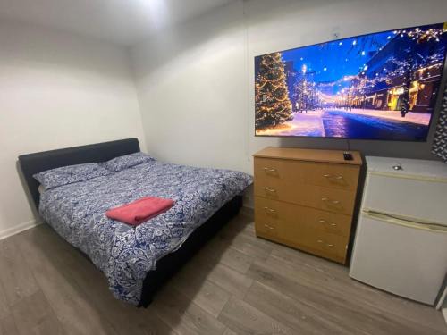 Harlington Cabin | THE HEATHROW LODGE LONDON Uk