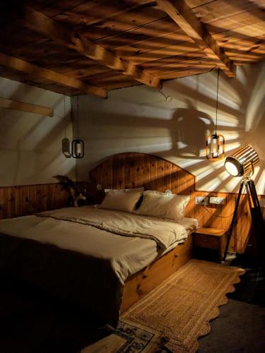 Naggar House | The heavens place wooden room