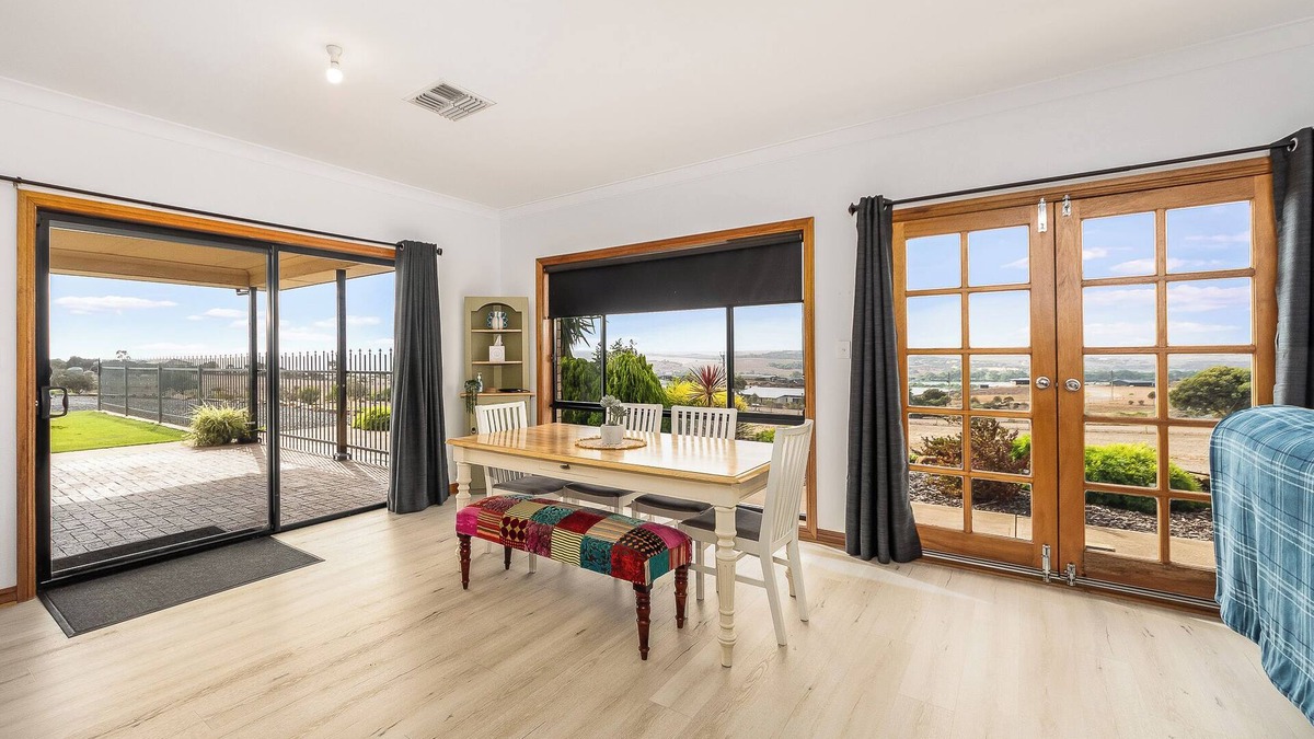 Mannum House | The Heights