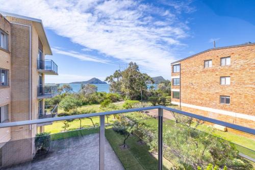 Nelson Bay Apartment | The Helm 8 hear the waves from Shoal Bay Beach