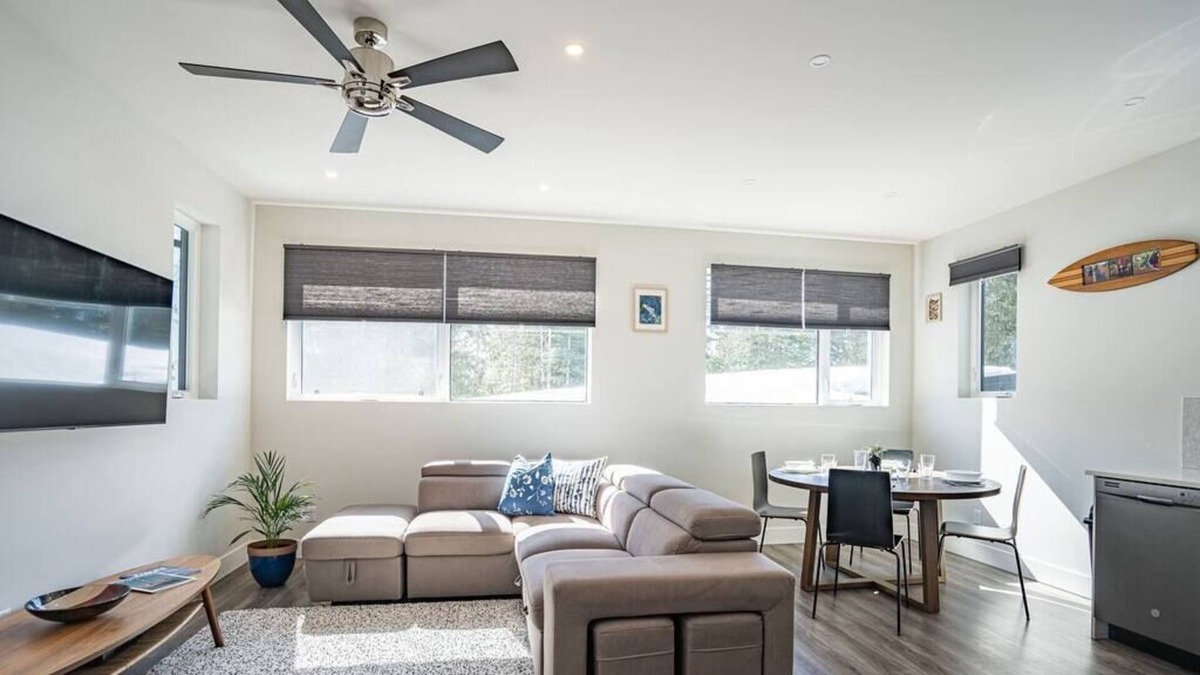 Revelstoke Apartment | The Hemlock Suite Sum