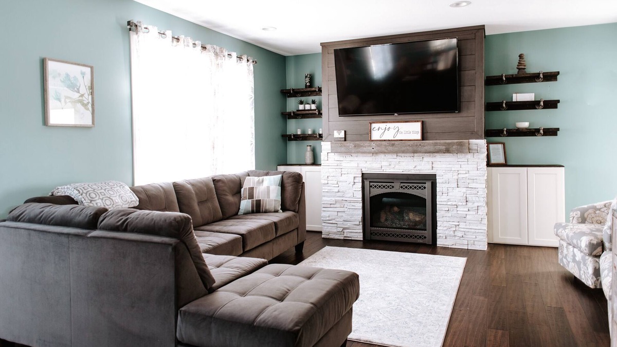 Hermantown House | The Hermantown Hangout
