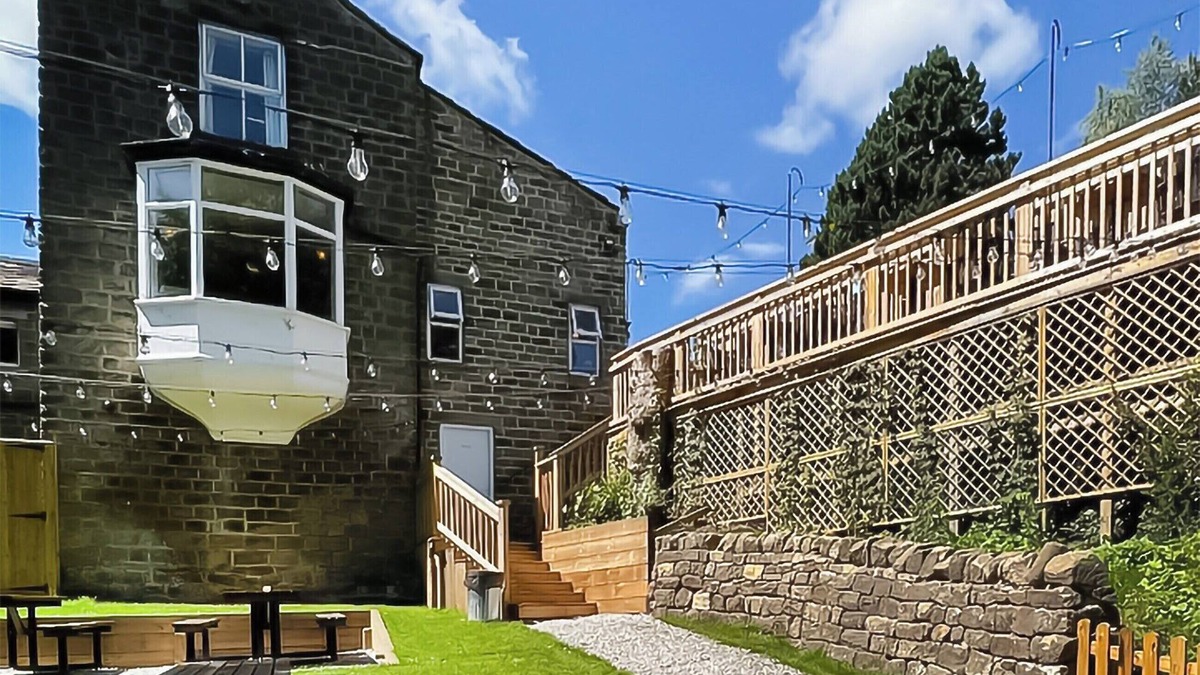 Ilkley Cottage | The Hermit Inn Hideout