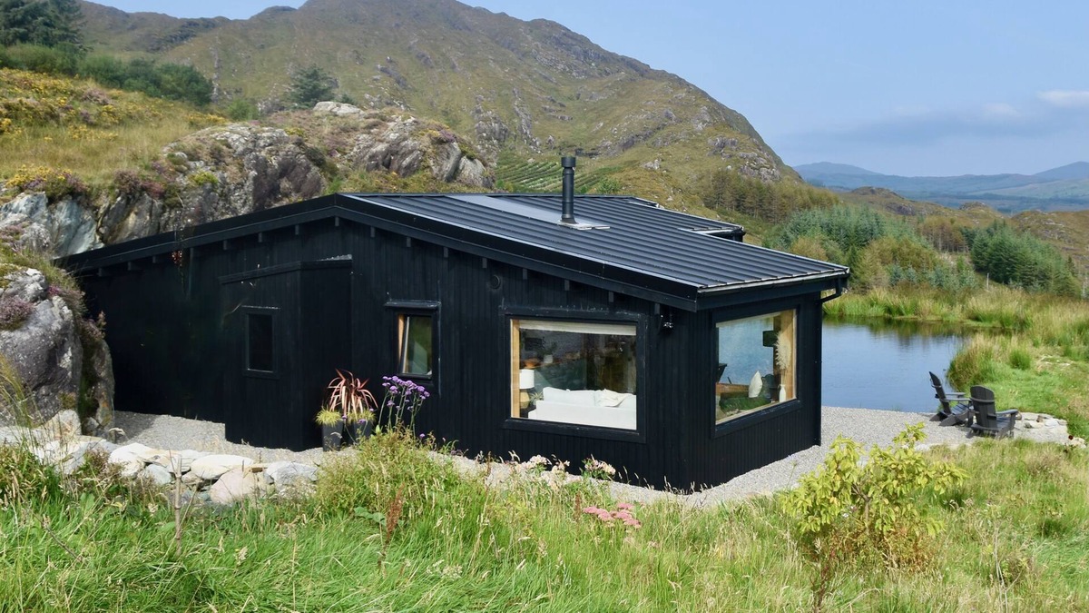 Kealkill House | The Hidden Haven at Derry Duff - An Exquisite Farm Stay in Stunning West Cork
