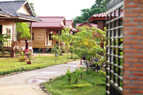 Kampot House | The Hidden Oasis Bungalows