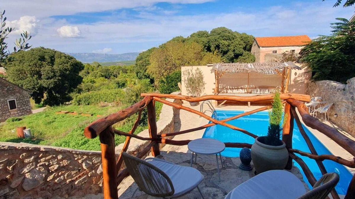 Island Hvar Villa | The Hideaway- authentic Dalmatian stone house with a pool Hvar island