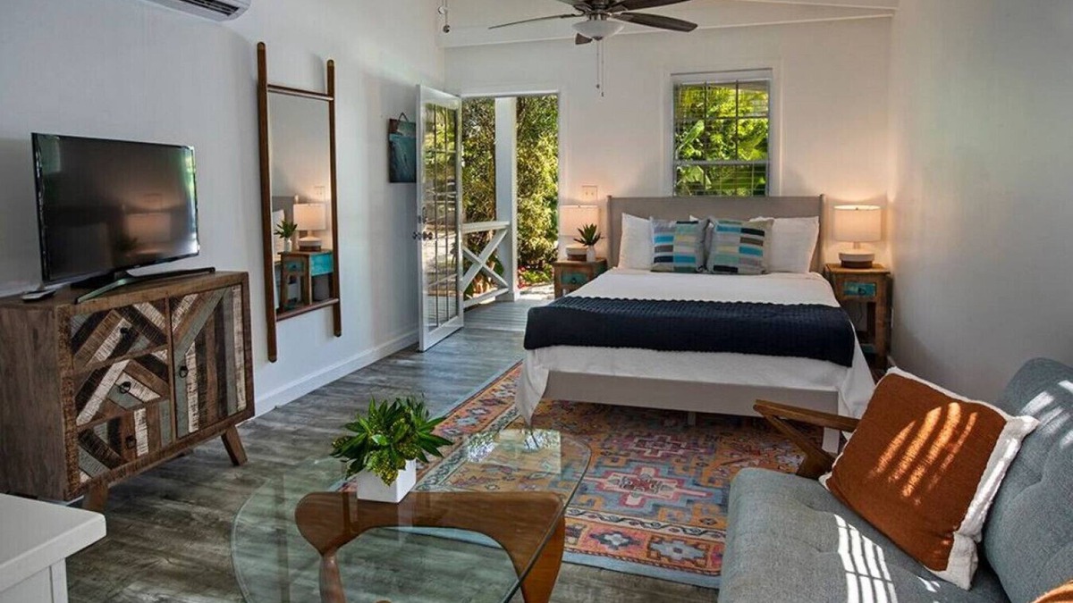 Estate Hull Cottage | The Hideaway Hull Bay Cottage 3