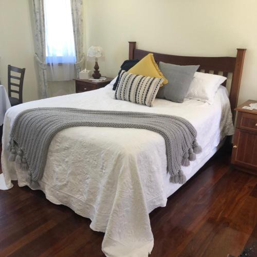 Mount Nasura Bed & Breakfast | The Hideaway Luxury B&B Retreat