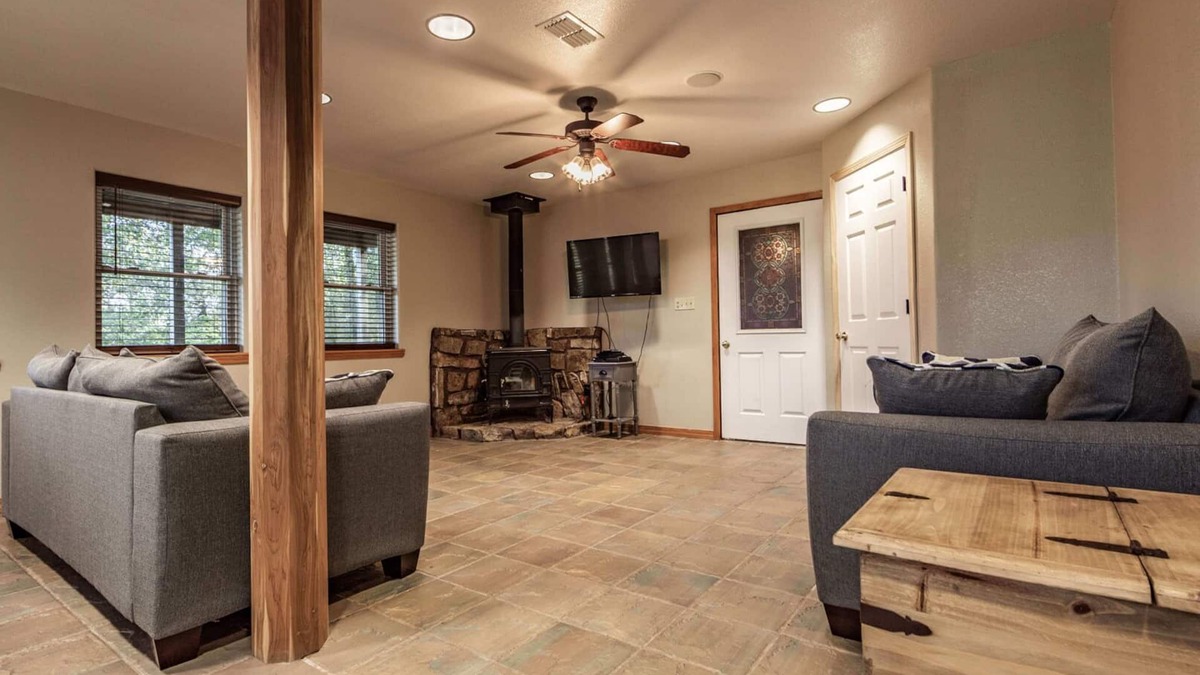 Oden Cabin | "The Hideout" Cabin 14
